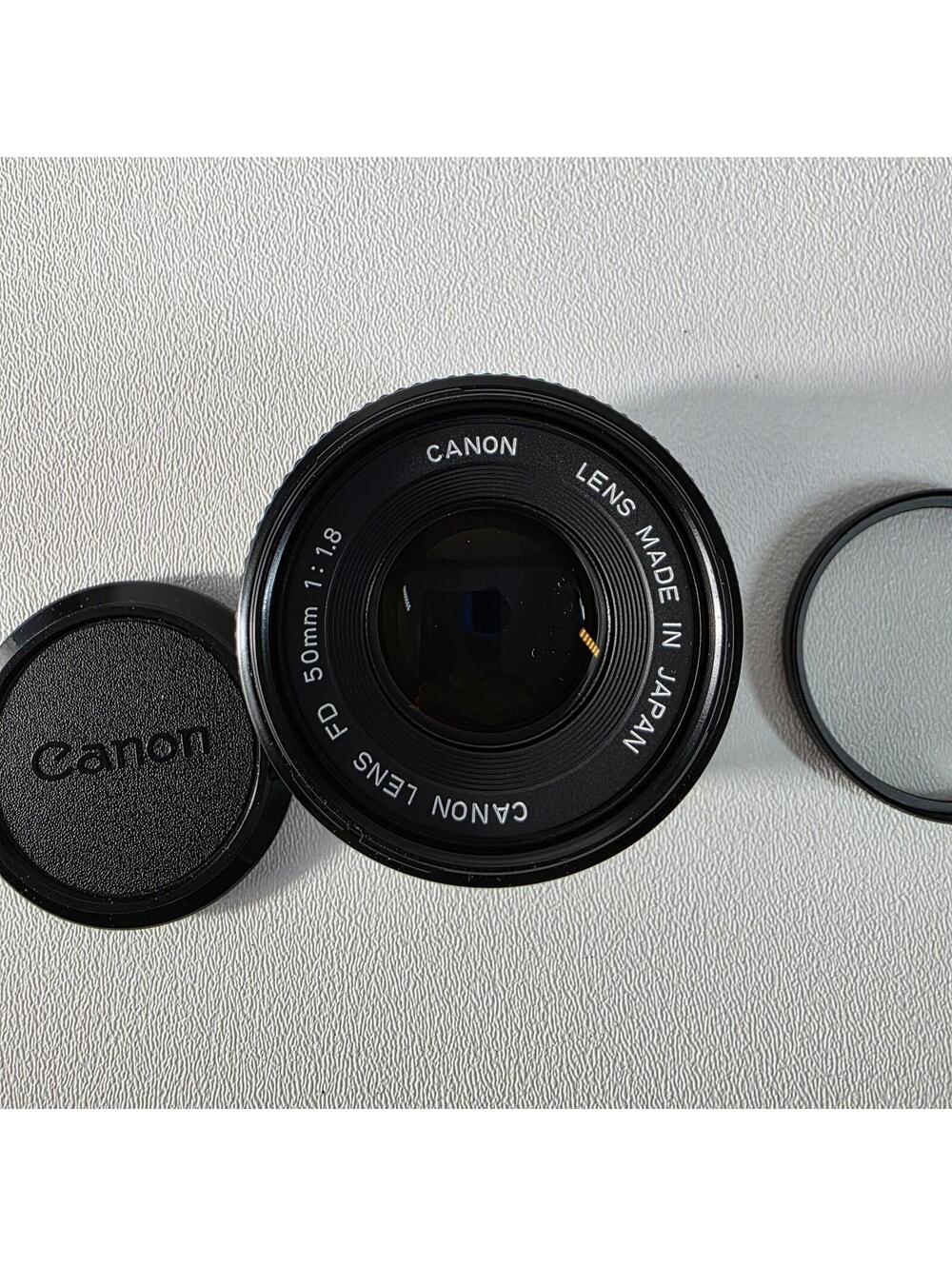 CANON LENS FD 50mm 1:1.8 w/Caps